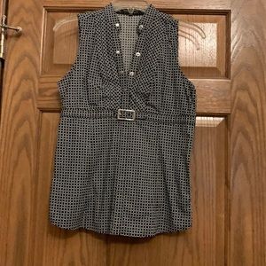 Black and White Casual Express Top. Size XS